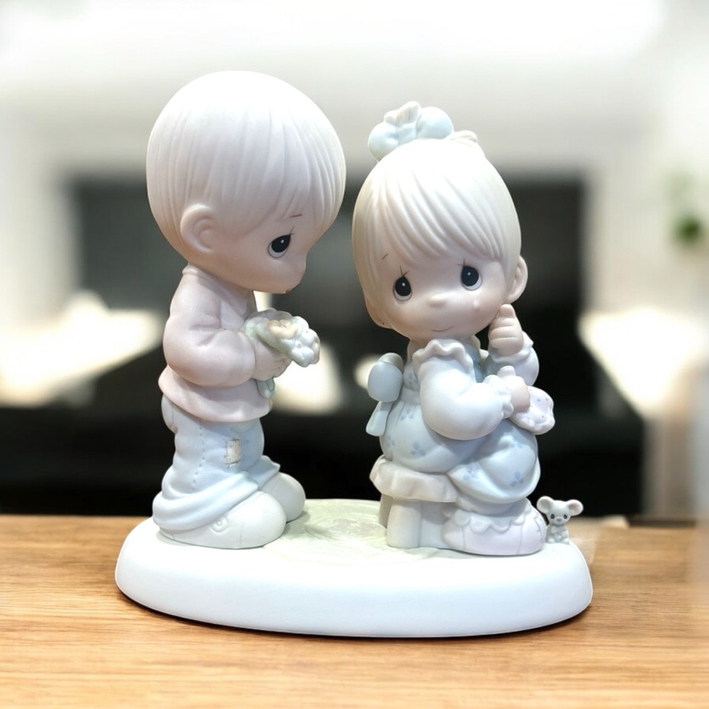 Retired Precious Moments “My Love Blooms For You” 1995